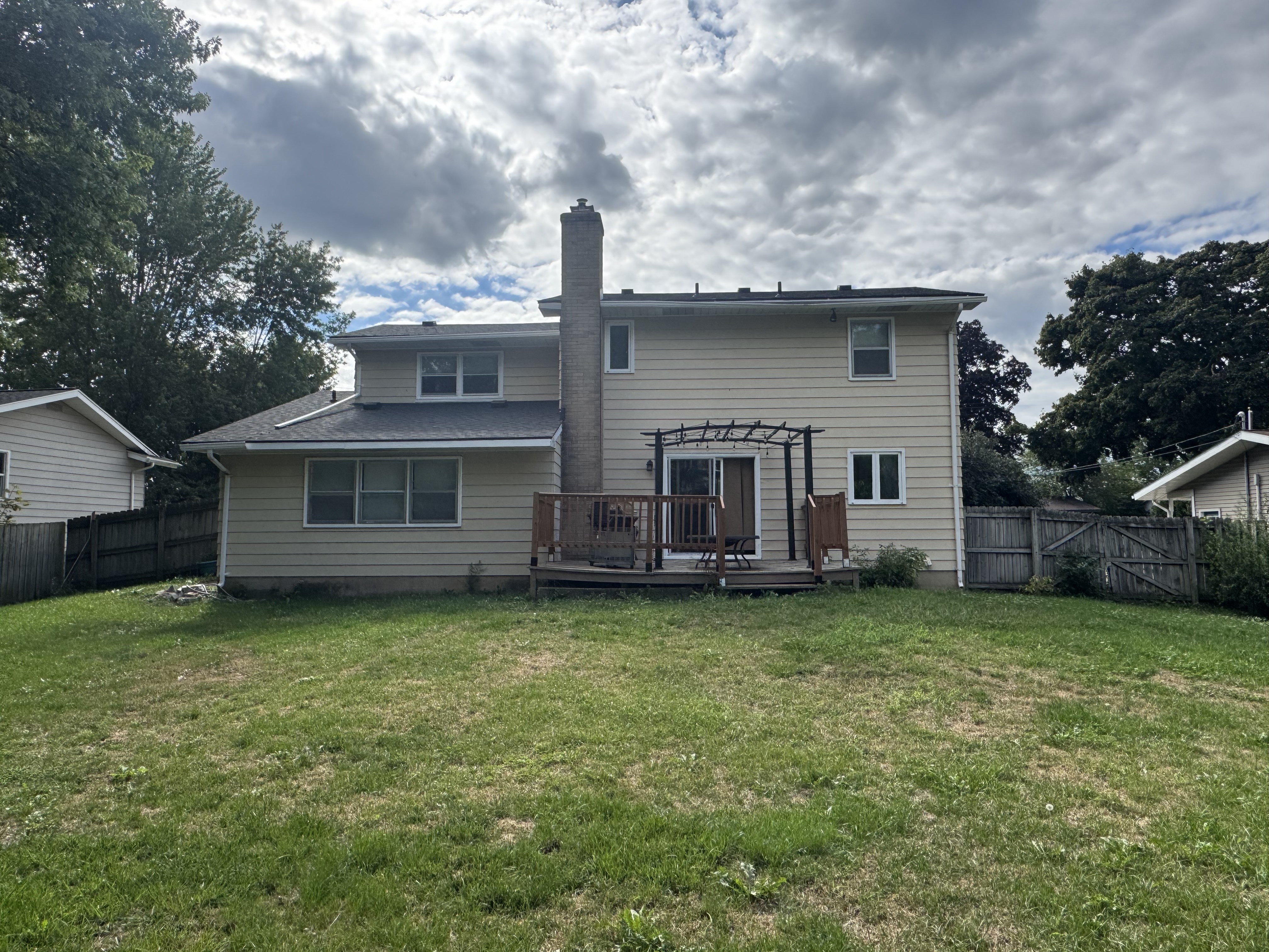 Obedi Home trained staff providing compassionate care